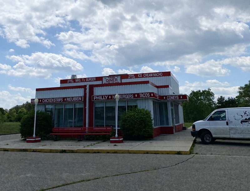 Tinas Diner & Ice Cream Cafe (Dairy Queen, Dairy King) - June 2021 Photo (newer photo)